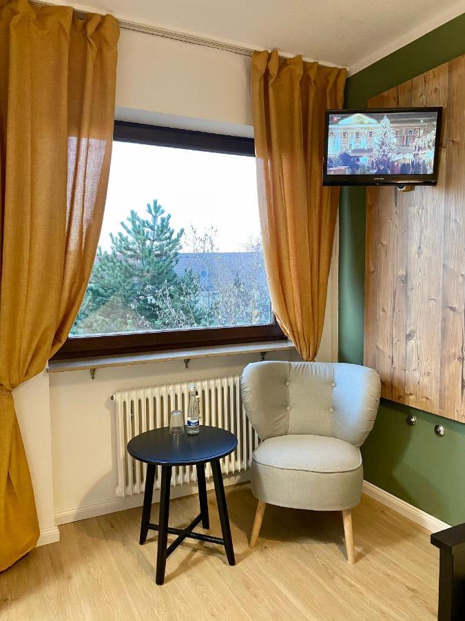 Holzhausen  Landgasthaus Loewen Mit Gaestehaus מראה חיצוני תמונה