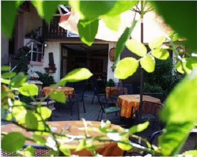 Holzhausen  Landgasthaus Loewen Mit Gaestehaus מראה חיצוני תמונה