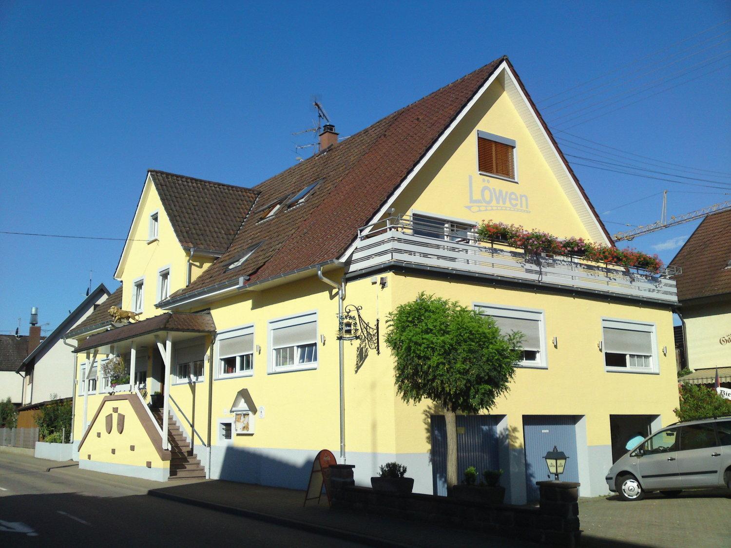 Holzhausen  Landgasthaus Loewen Mit Gaestehaus מראה חיצוני תמונה