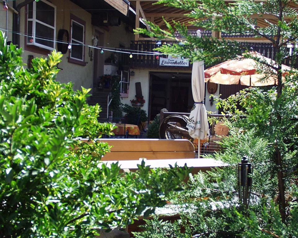 Holzhausen  Landgasthaus Loewen Mit Gaestehaus מראה חיצוני תמונה